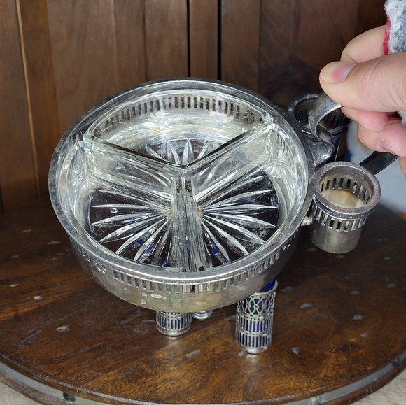 Elegant Silver and Blue Condiment Set - Picture 10 of 16